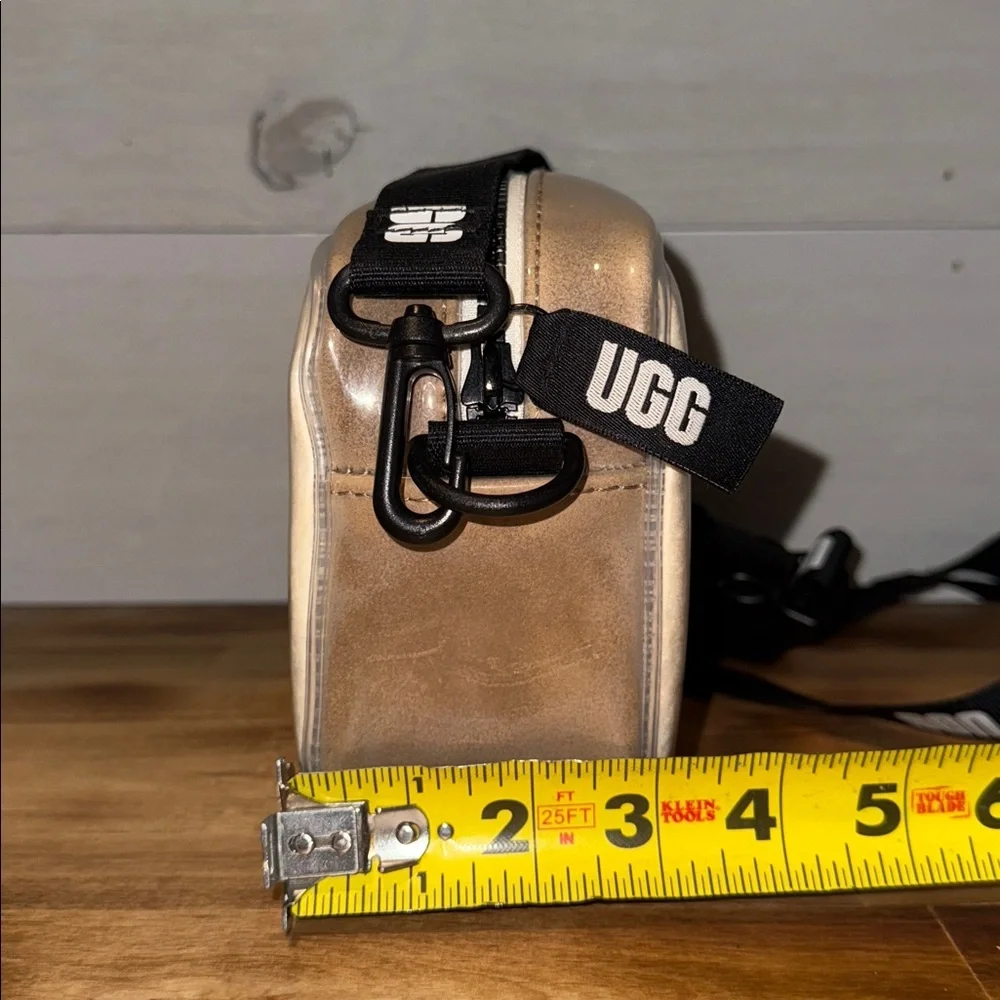 UGG JANEY II CLEAR SHEEPSKIN CROSSBODY BAG WITH MULTIWAY STRAP - Picture 10 of 10
